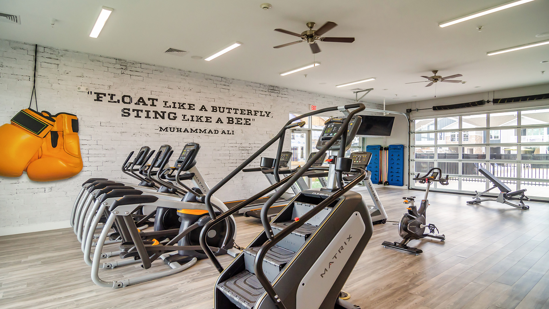 Photos & Virtual Tours of Springs at Three Oaks in Crystal Lake, IL